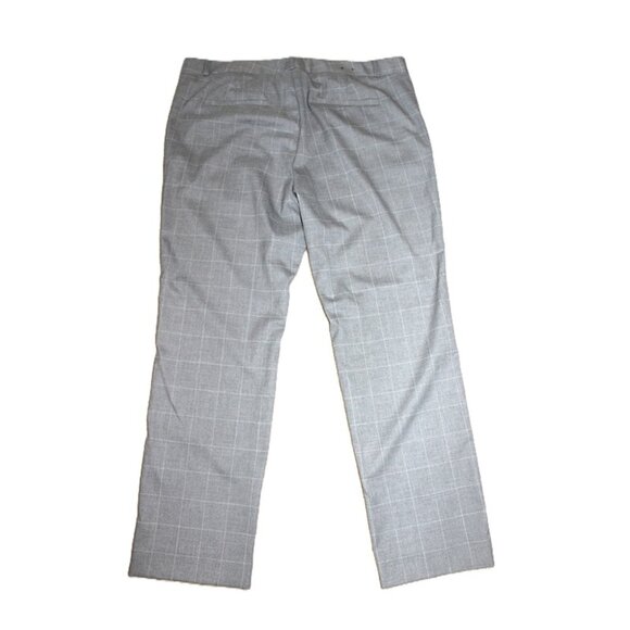 BANANA REPUBLIC *Like New* 2-Piece Tailored Pant Suit in Gray Geometric (Large) - Picture 7 of 14
